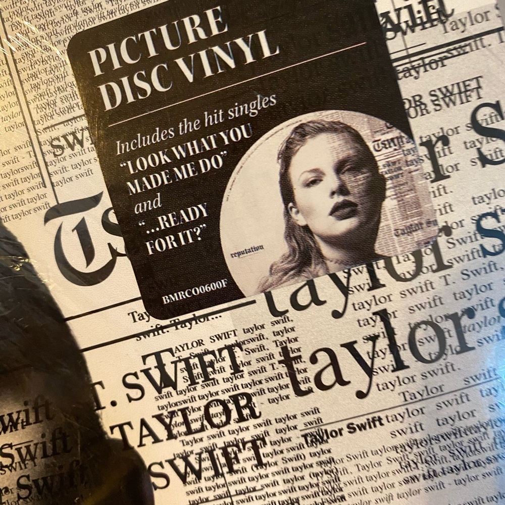 Taylor Swift Reputation Picture Disc Vinyl - Picture 3 of 6